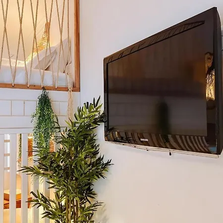 Captain Cook Ahoy * Praia da Lourinhã